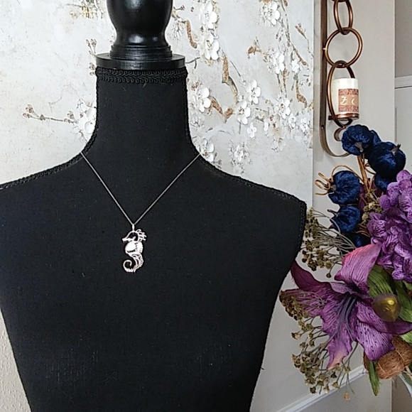 Sterling Silver Chain With Embellished Seahorse Pendant. - Picture 8 of 17